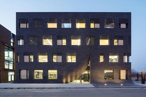 MU:M Office by Wise Architecture. Young Jang and Sook Hee Chun of Wise Architecture will speak at the Architecture Symposium. Photography: Kyung Roh.