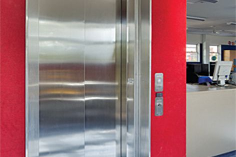 Renova Traction lift by Easy Living Home Elevators