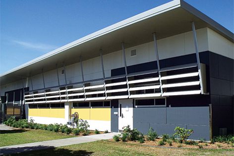 Elipsa louvres have been used at the Cairns TAFE College in North Queensland.