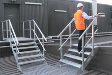 Stairs, stepladders and platforms