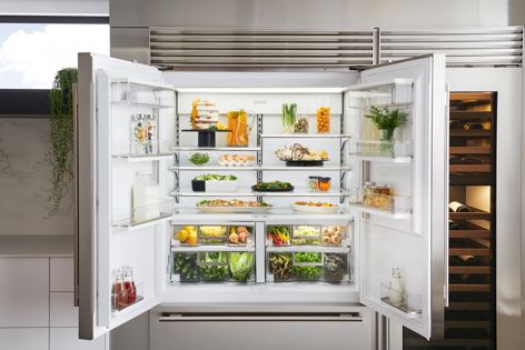 The Classic Series can be finished either in the iconic Sub-Zero stainless steel, or as a completely customized refrigeration system outfitted with cabinetry panels and hardware to blend into the surrounding décor.